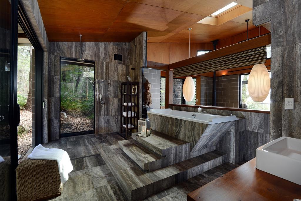 Spicers Sangoma Retreat - Adults Only Bed & Breakfast Kurrajong Room photo